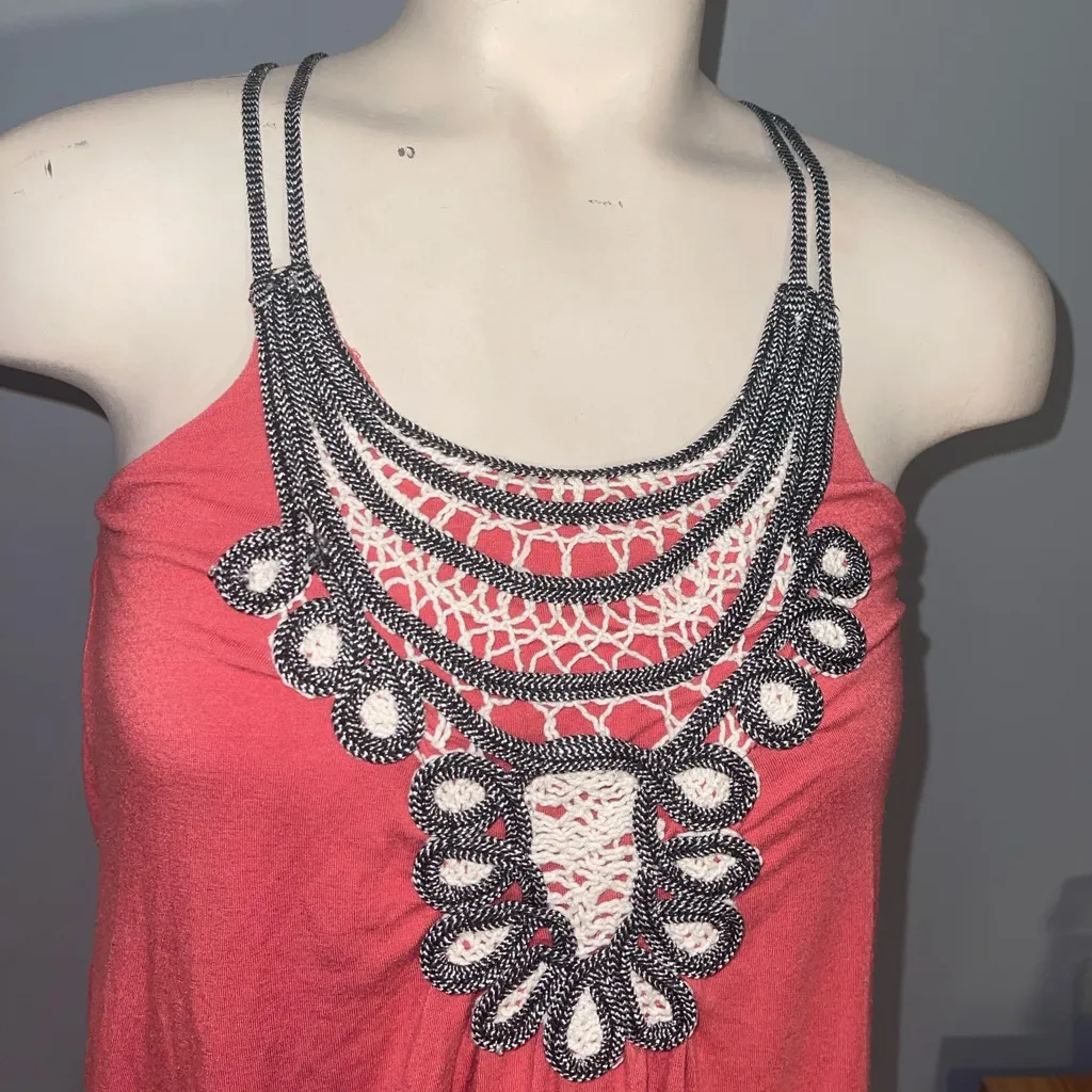 Vintage Y2K Coral Embroidered Women's tank top size small Willie Smith - Image 2