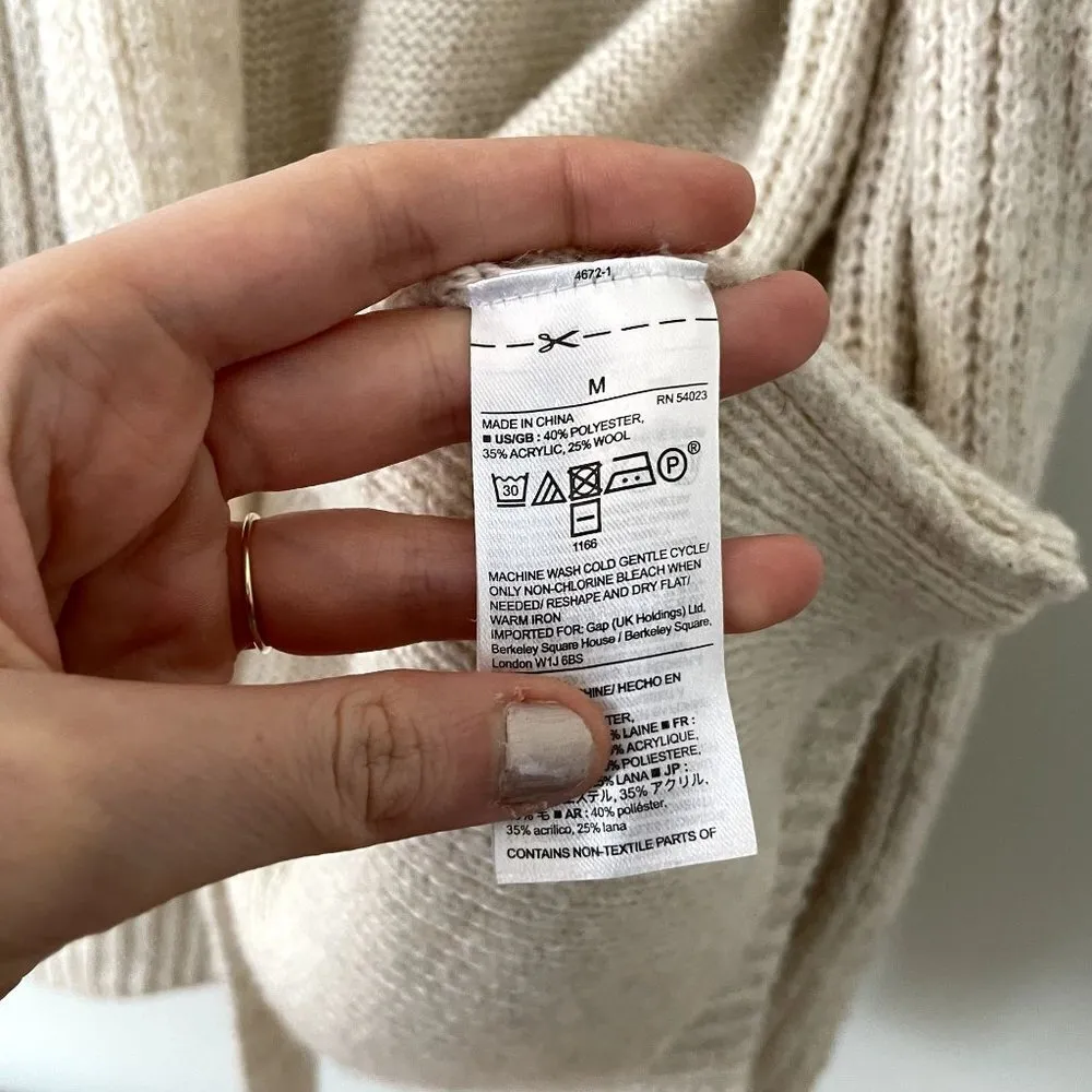 Gap knit sleeveless vest sweater cardigan beige warm style fall women size M - Image 4