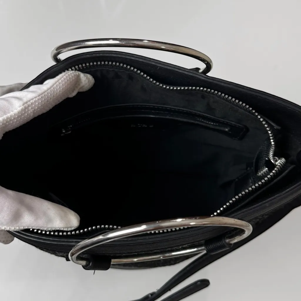 BCBG Andie Black Straw Faux Leather Bucket Bag Handbag Purse - Image 9