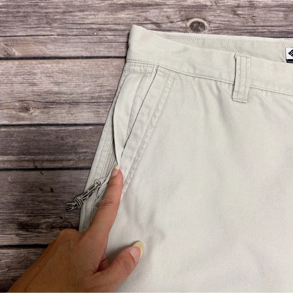 Columbia Ivory Beige Straight Leg Stonewashed Utility And Zipper Pocket Pants 12 - Image 3