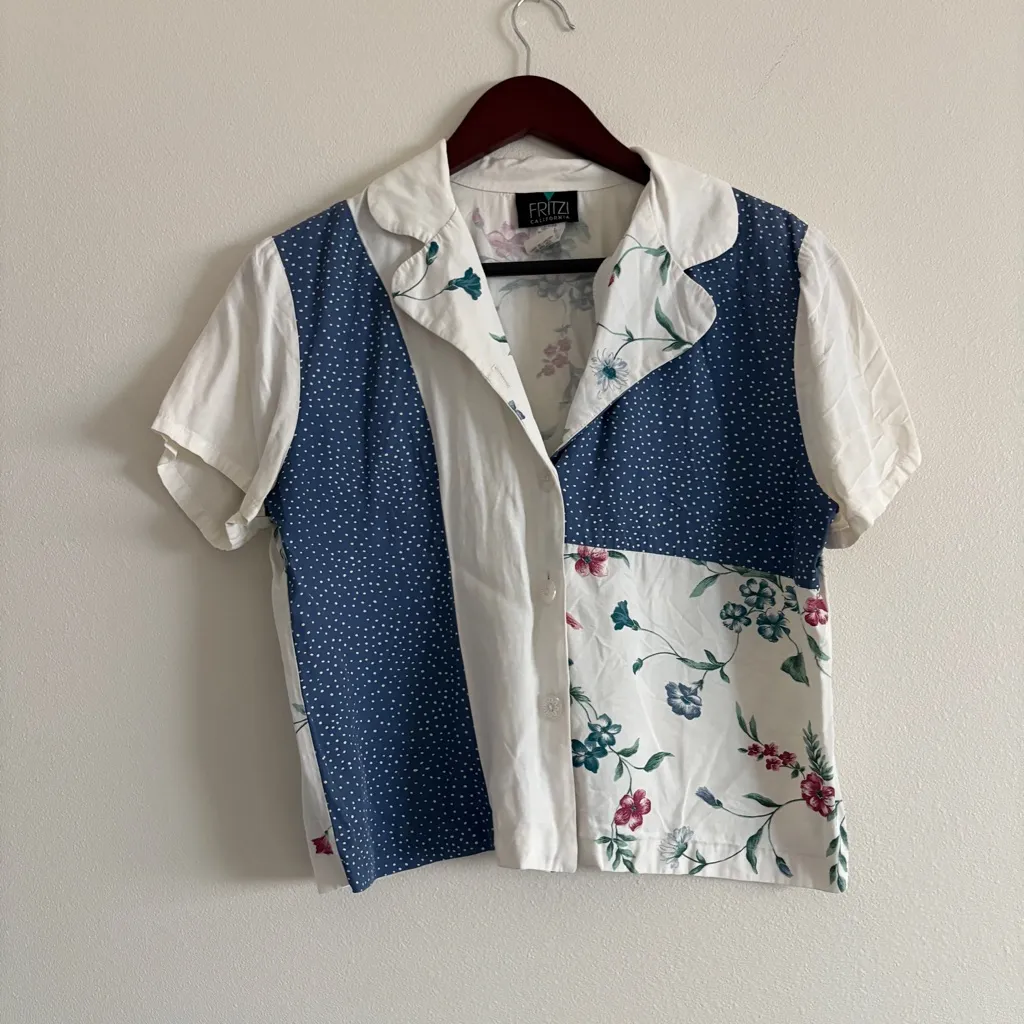 Kenar Vintage Floral Button-Down Cropped Blouse Size Medium - Image 3