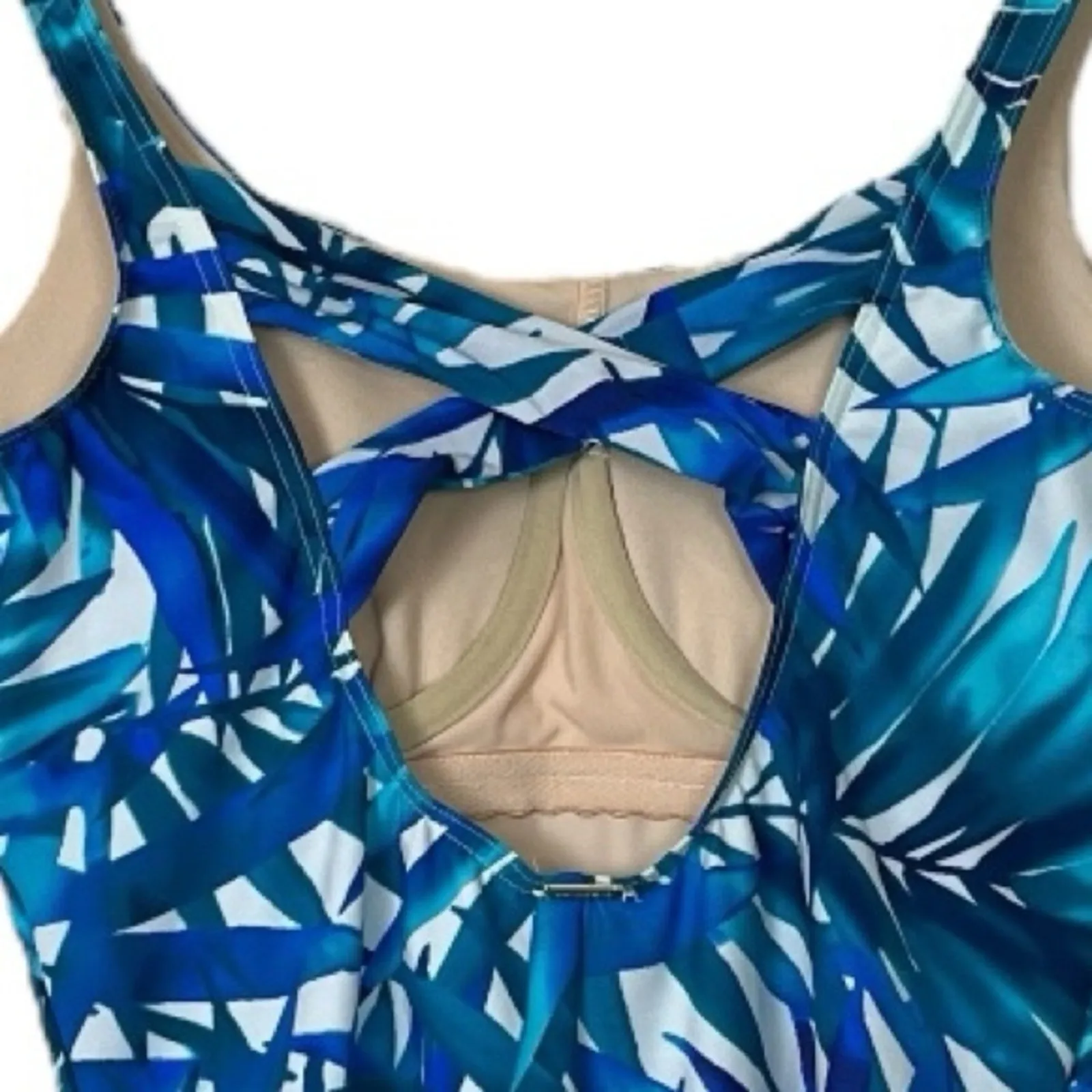 Lands’ End Swimsuit One Piece Built In Underwire Bra Slimming Women’s Size 12 - Image 8