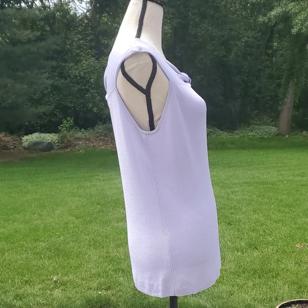 Larry Levine Knotted Neck Sleeveless Ribbed Top - Image 4