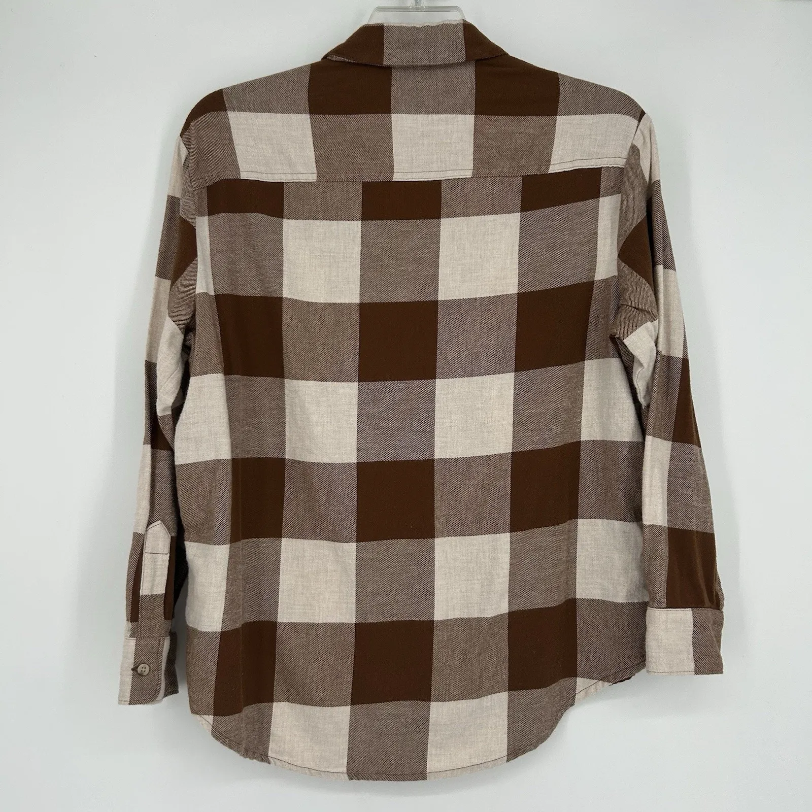 Old Navy Flannel The Boyfriend Shirt Brown Cream Neutral Oversized Size M - Image 6