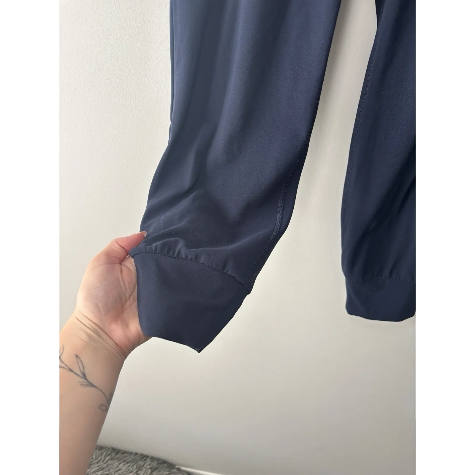 Athleta‎ Salutation High Rise Jogger Pants Women's Powervita Sz Small Navy Yoga - Image 6