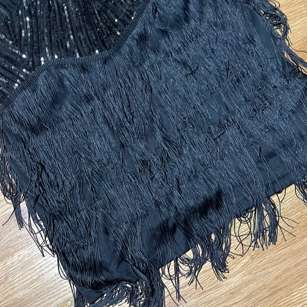 Black Sequin Tiered Cocktail Dress Size L - Image 3