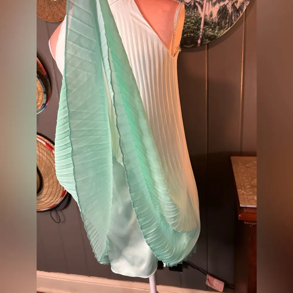 Teal Ombré Accordion Pleat Dress Size 14 kid/size 4 Juniors White - Image 4