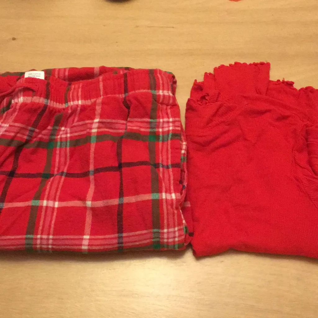 Womens 2Pc plaid pj top & pants set Red Size Small/Medium - Image 7