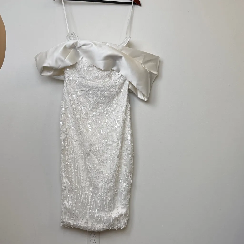 Eliya The Label Tanya Off The Shoulder Sequin Midi Dress White NWT Sz XL - Image 4