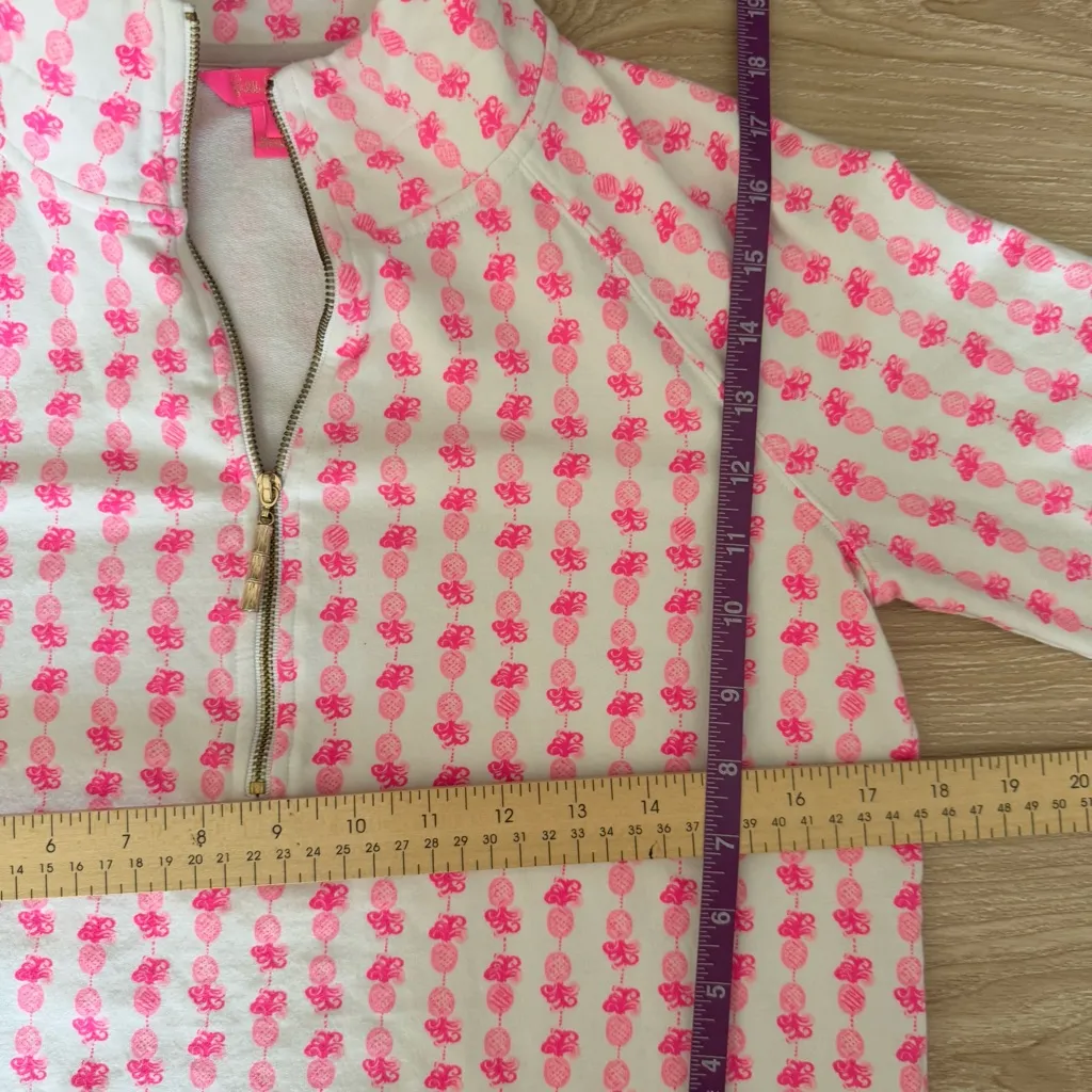 Lilly Pulitzer Small UPF 50+ Ronan Cropped Popover Pink Pineapple Outdoor Resort - Image 7