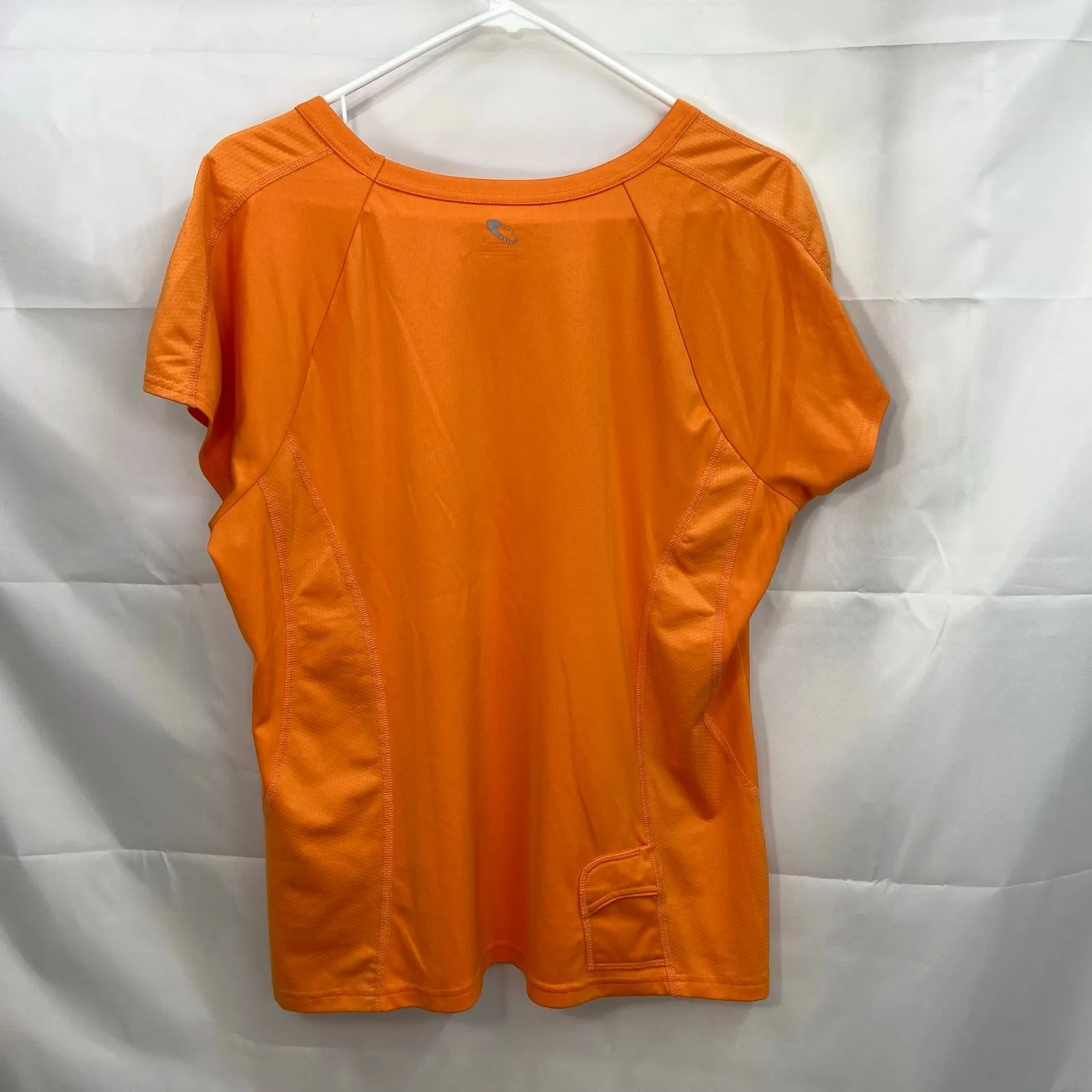 Tek Gear women's orange v-neck short sleeve stretch pocket active athletic shirt - Image 5