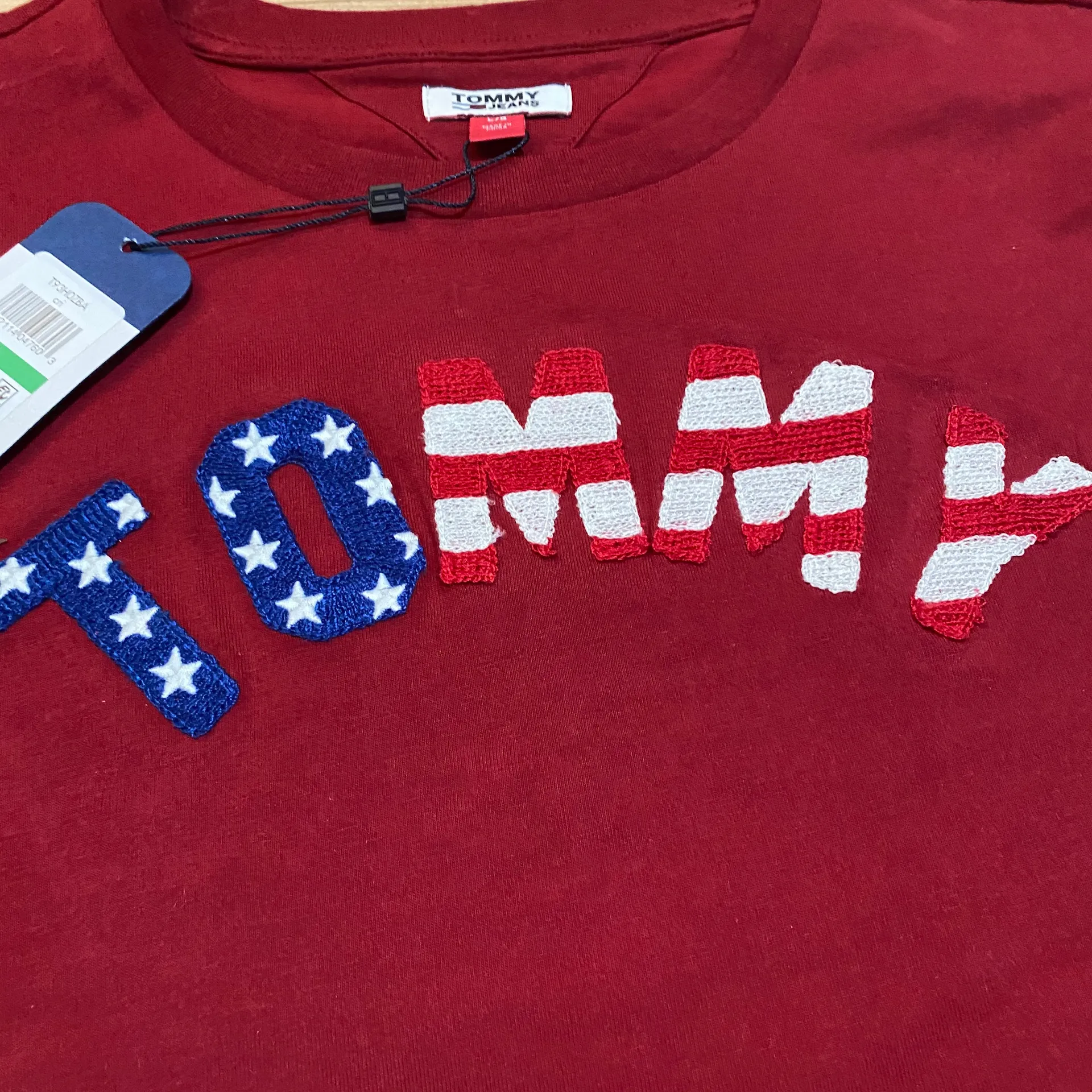 NWT  red blue and white crop top size large - Image 3