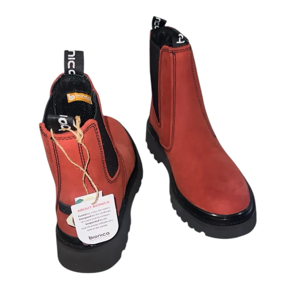 NWT $180 BIONICA Drina Water Resistant Chelsea Boot In Rouge Red Size 7.5 - Image 4