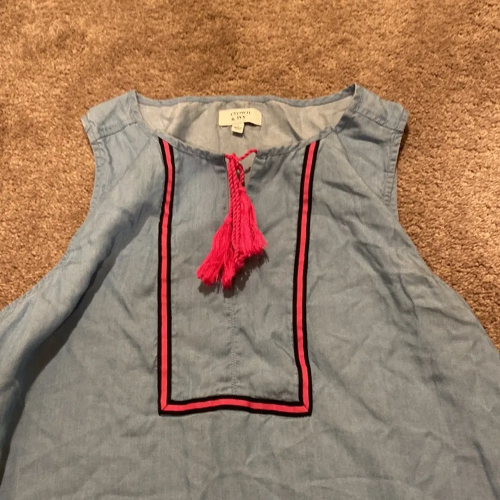 Crown & Ivy Dress SIZE 8 - Image 2