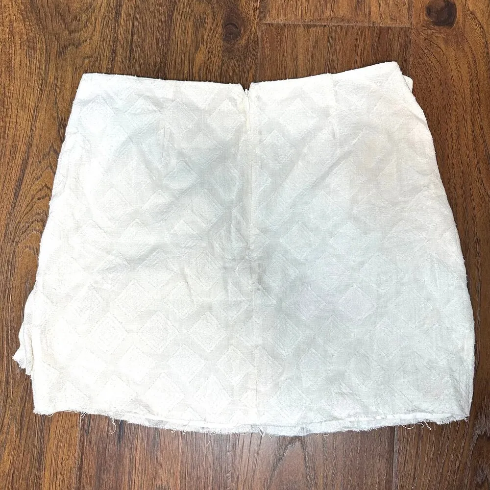 Revolve Hannah White Ivory Ruffle Faux Wrap Cotton Mini Skirt Large - Image 5