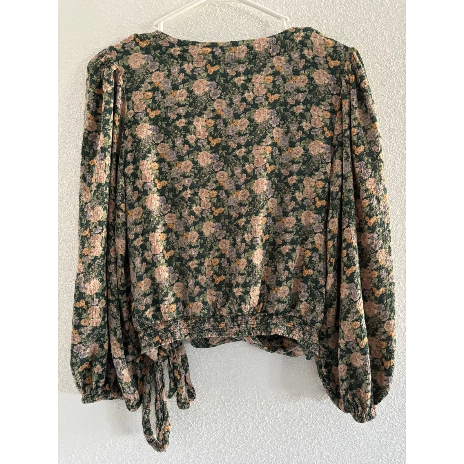 American Eagle Top‎ Womens Large Green Cropped Tie Floral Boho Prairie Festival - Image 2