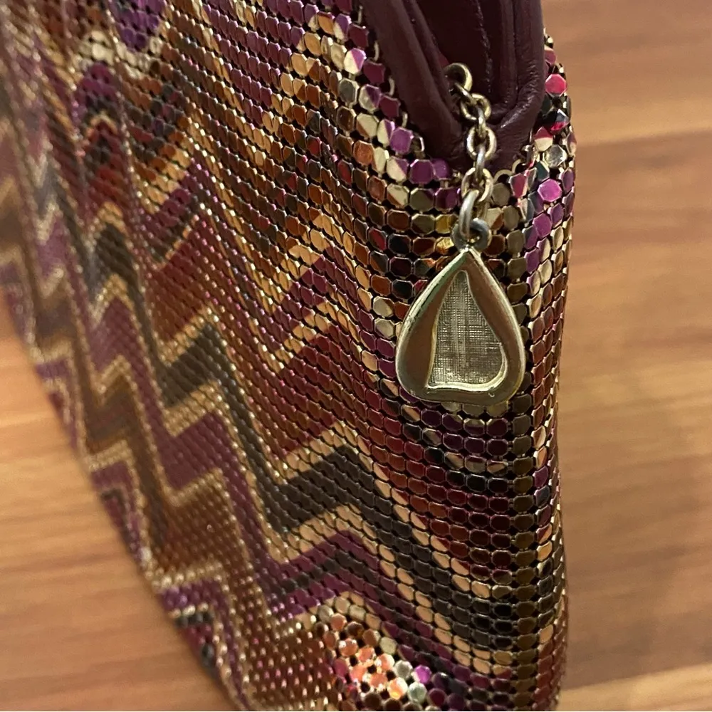 Vintage WHITING & DAVIS Plum Metallic Chevron Mesh Crossbody Shoulder Purse Bag - Image 11