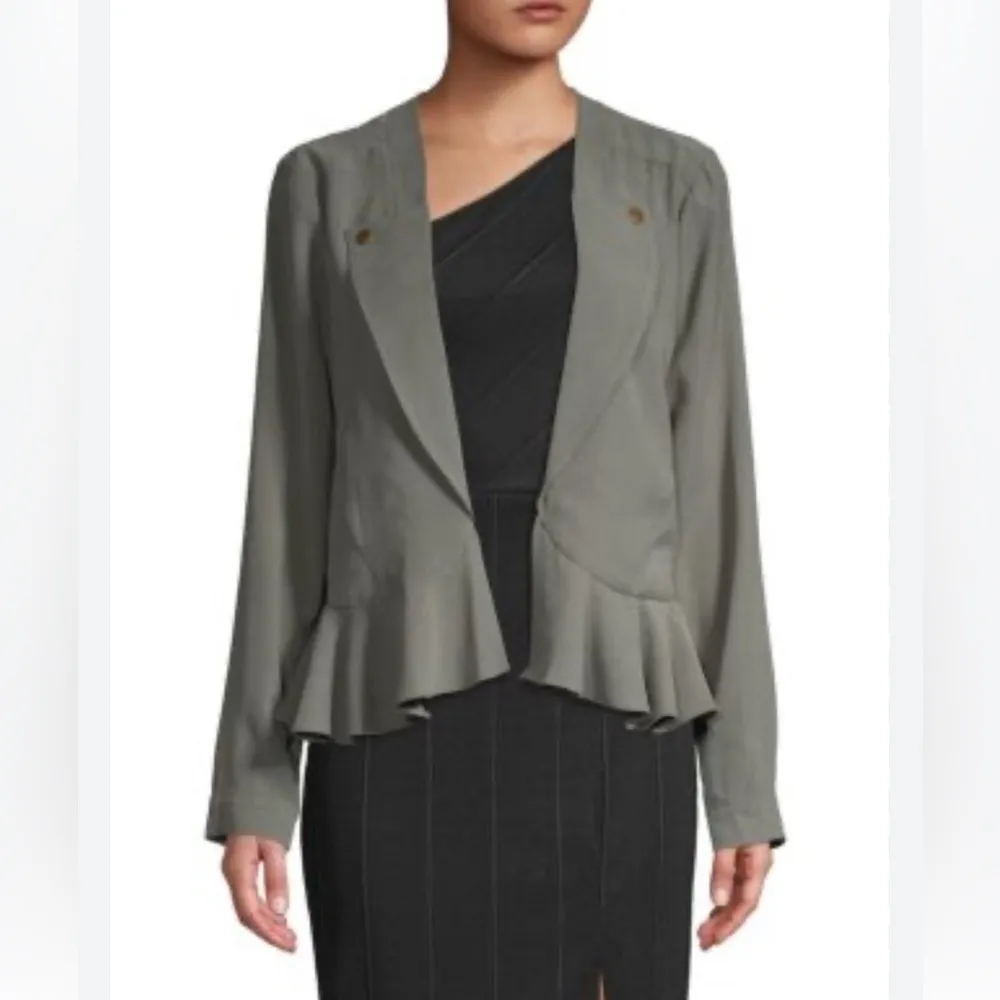 BCBGeneration Open Jacket Front Peplum LARGE Gray Long Sleeves Ruffled Hem NWOT - Image 14