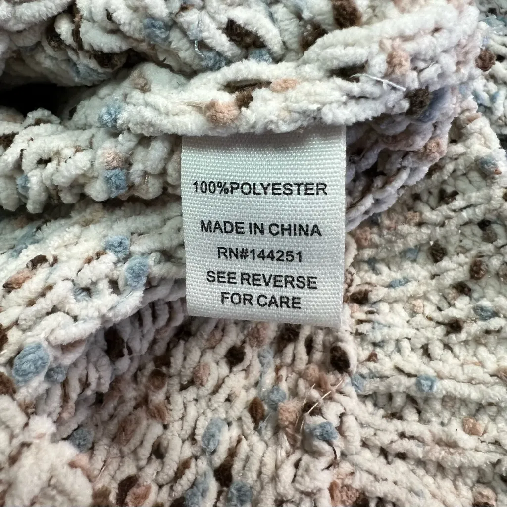 Jessica Simpson  Speckled Cream Turtleneck Sweater - Image 8