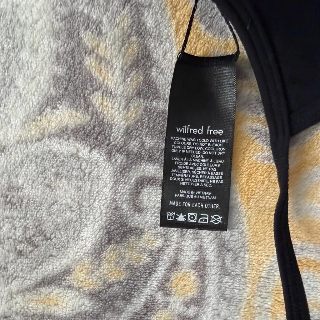 Aritzia Wilfred Free black romper small - Image 4