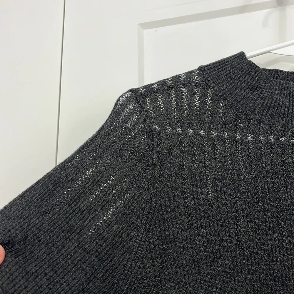 Maxsport Large Black Long Sleeve Mock Neck Lightweight Knit Sweater - Image 5