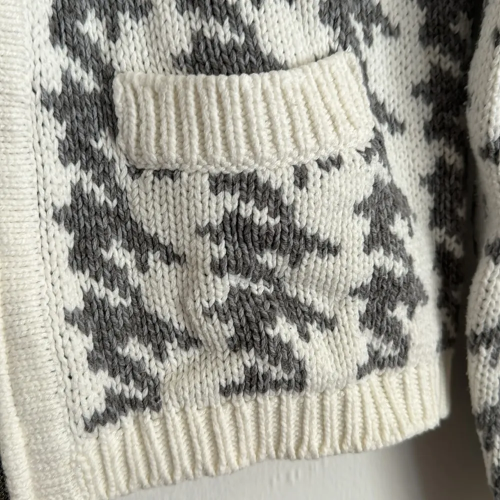 Houndstooth Sweater - Image 3