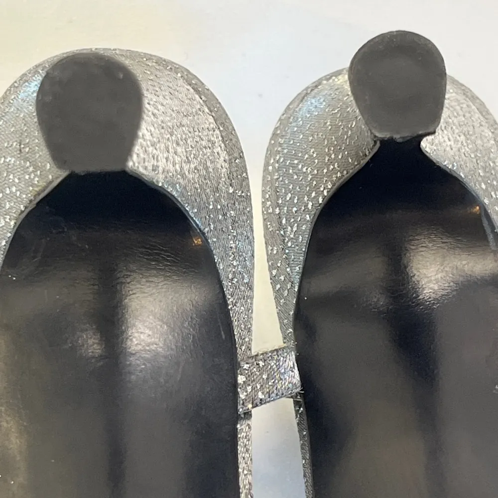 Stuart Weitzman Silver Glitter Slingback Heels | Size 9 | Made in Spain - Image 4