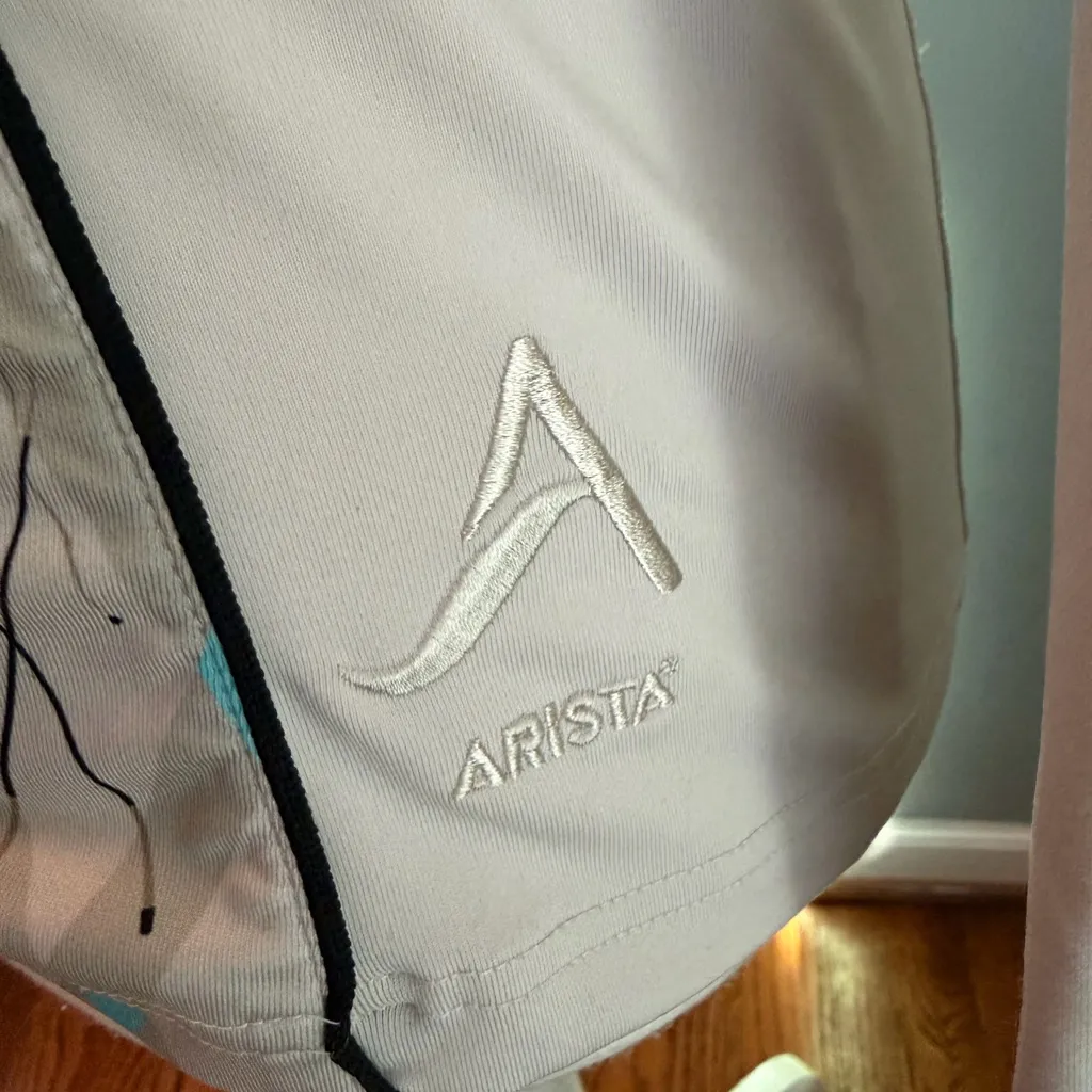 Arista Equestrian Quarter Zip Sun Shirt – Argyle Print
Size XS Gray - Image 4