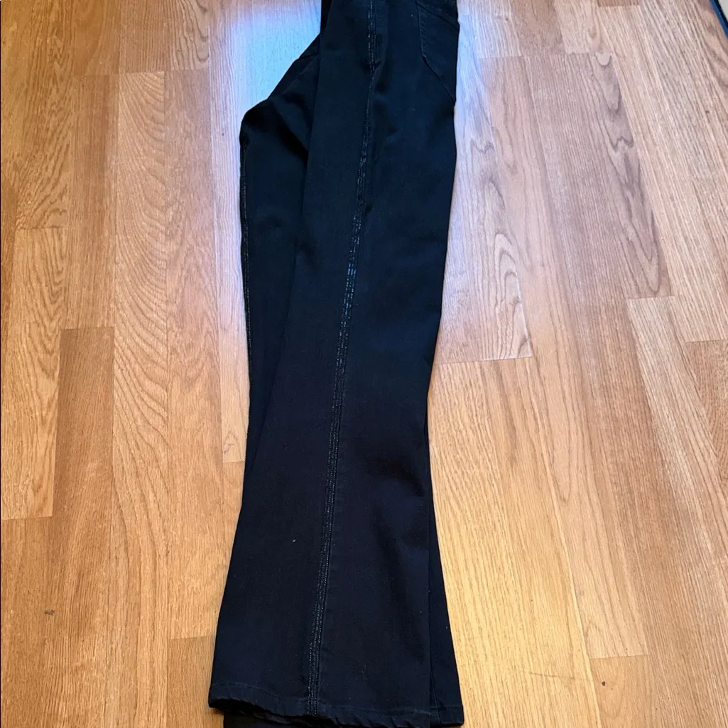 Elegant Black Flare Women's Jeans Size 14 - Image 10