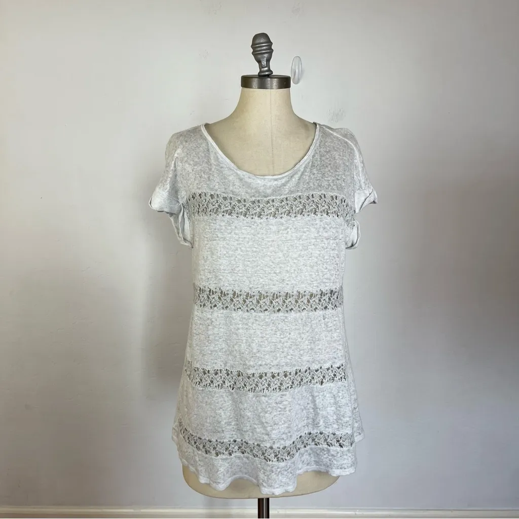 Anthropologie Akemi + Kin Grey Linen Top - Image 2