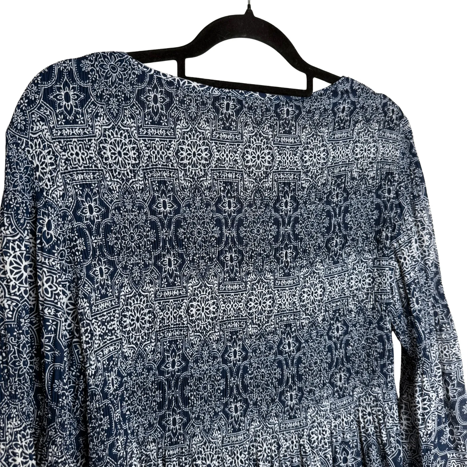 Floral & Ivy Boho Paisley Long Sleeve Peplum Top Size Medium Blue White Blouse - Image 8