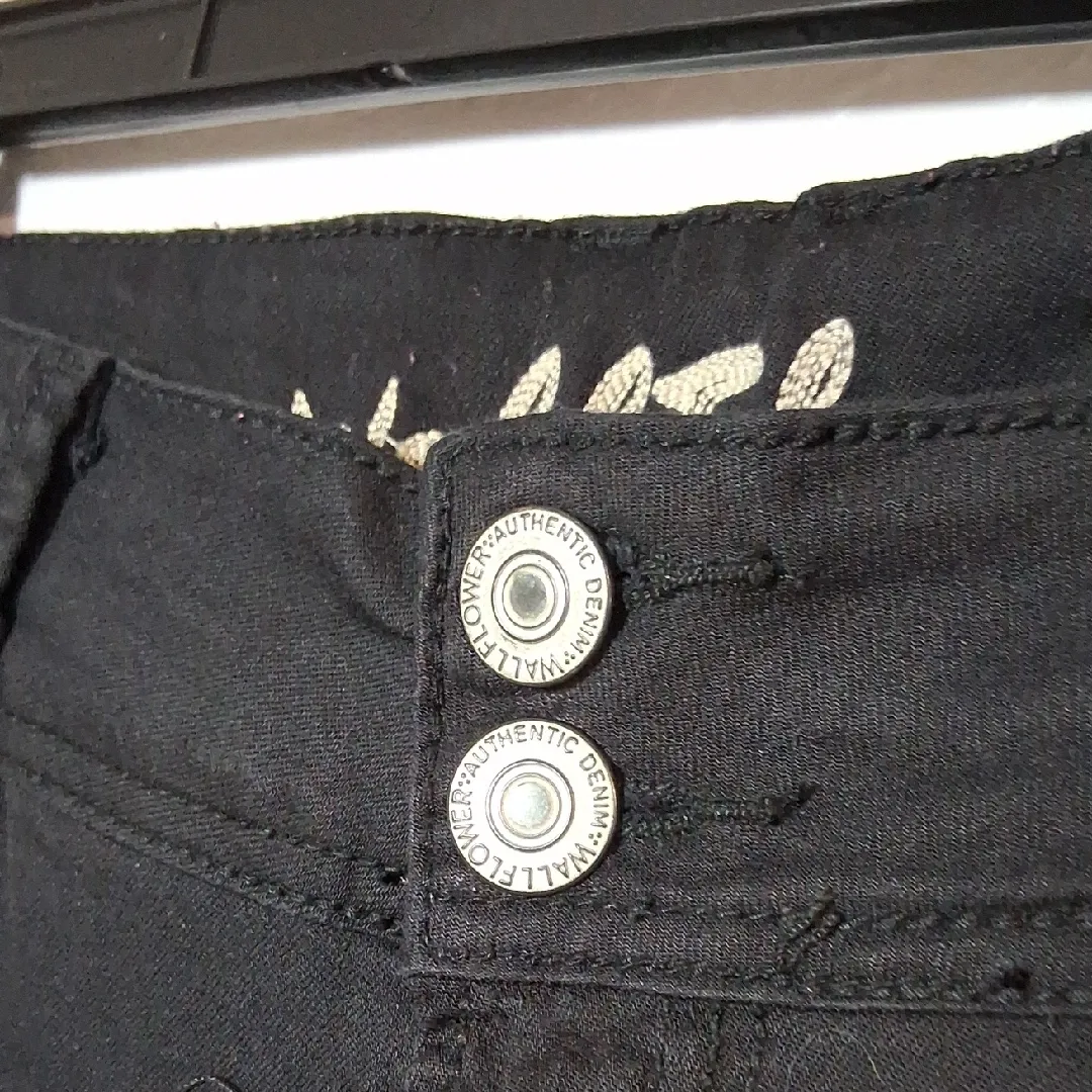 Women's‎ Black Distressed Jeans Size 14W - Image 4