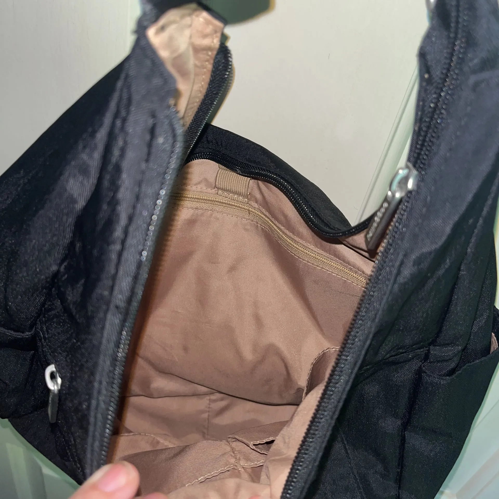 Baggallini Black Securtex Anti-Theft Free Time Crossbody Bag - Image 5