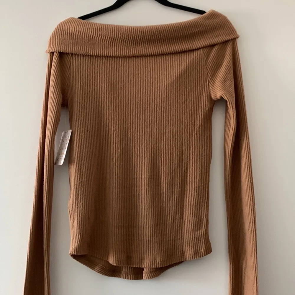 Hot Stuff Top, Medium, NWT - Image 7