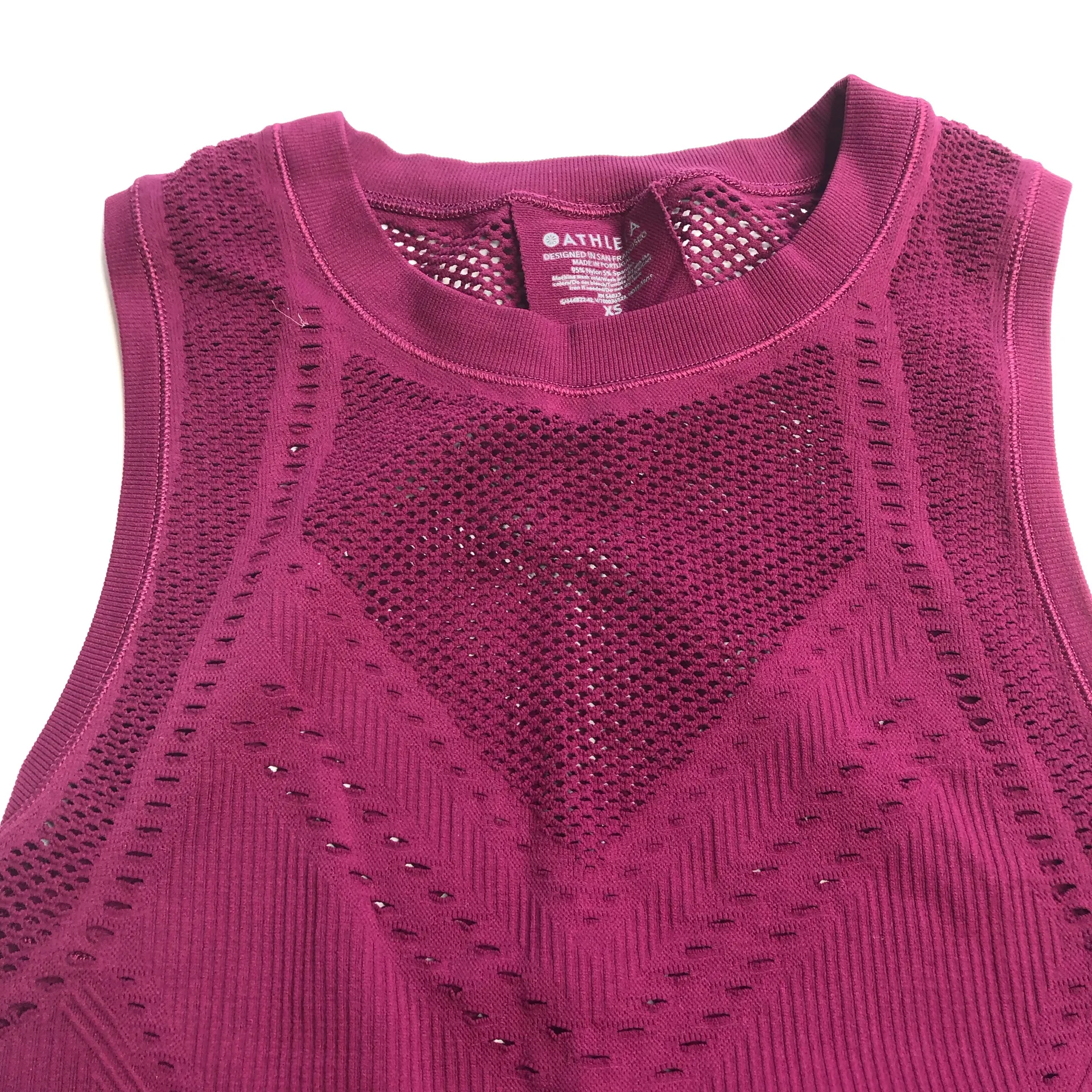 Athleta Oxygen Tank Berry - Image 3