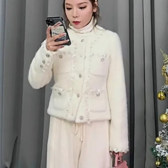 Japanese Kawaii Style Cream White Floral Sequined Soft Blazer Cardigan Jacket - Image 4