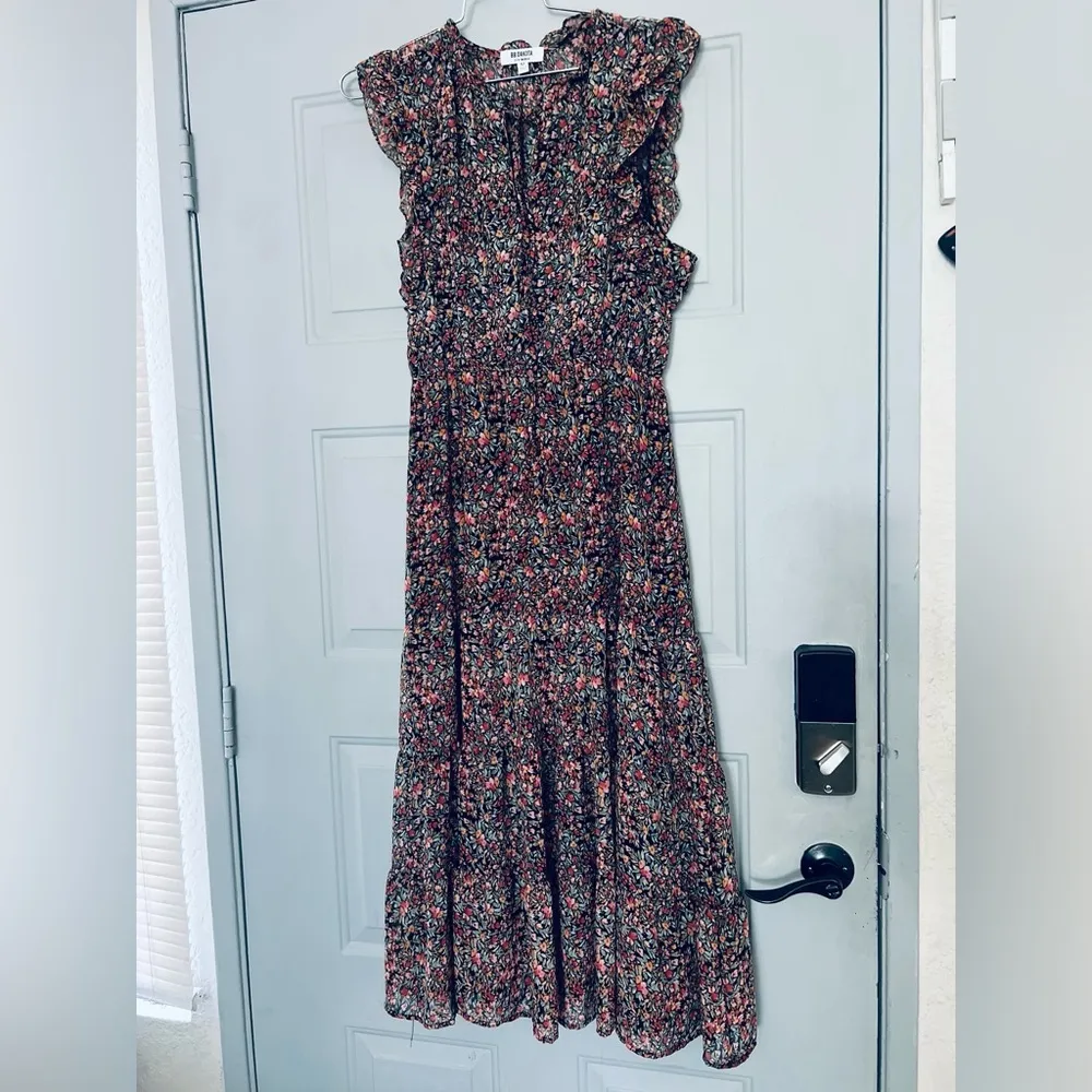 BB Dakota Steve Madden Midi Dress M Black Ditsy Floral Ruffle Tiered Sleeveless - Image 15