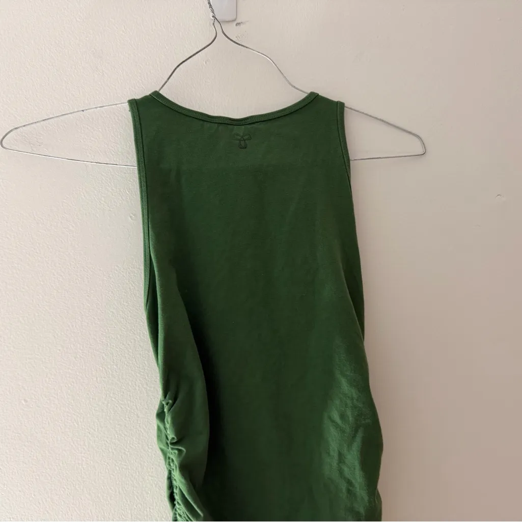 TNA Aritzia Chill Malibu Sleeveless Mini Dress in Green Size Small Ruched Sides - Image 12
