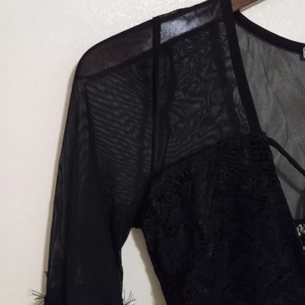 Charlotte Russe S Long Sleeved Black Eyelash Lace Trimmed Body Suit - Image 5