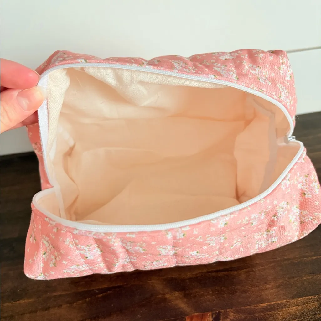 Handmade Flower Print Cosmetic Make Up Bag Pink/White Sz OS - Image 3