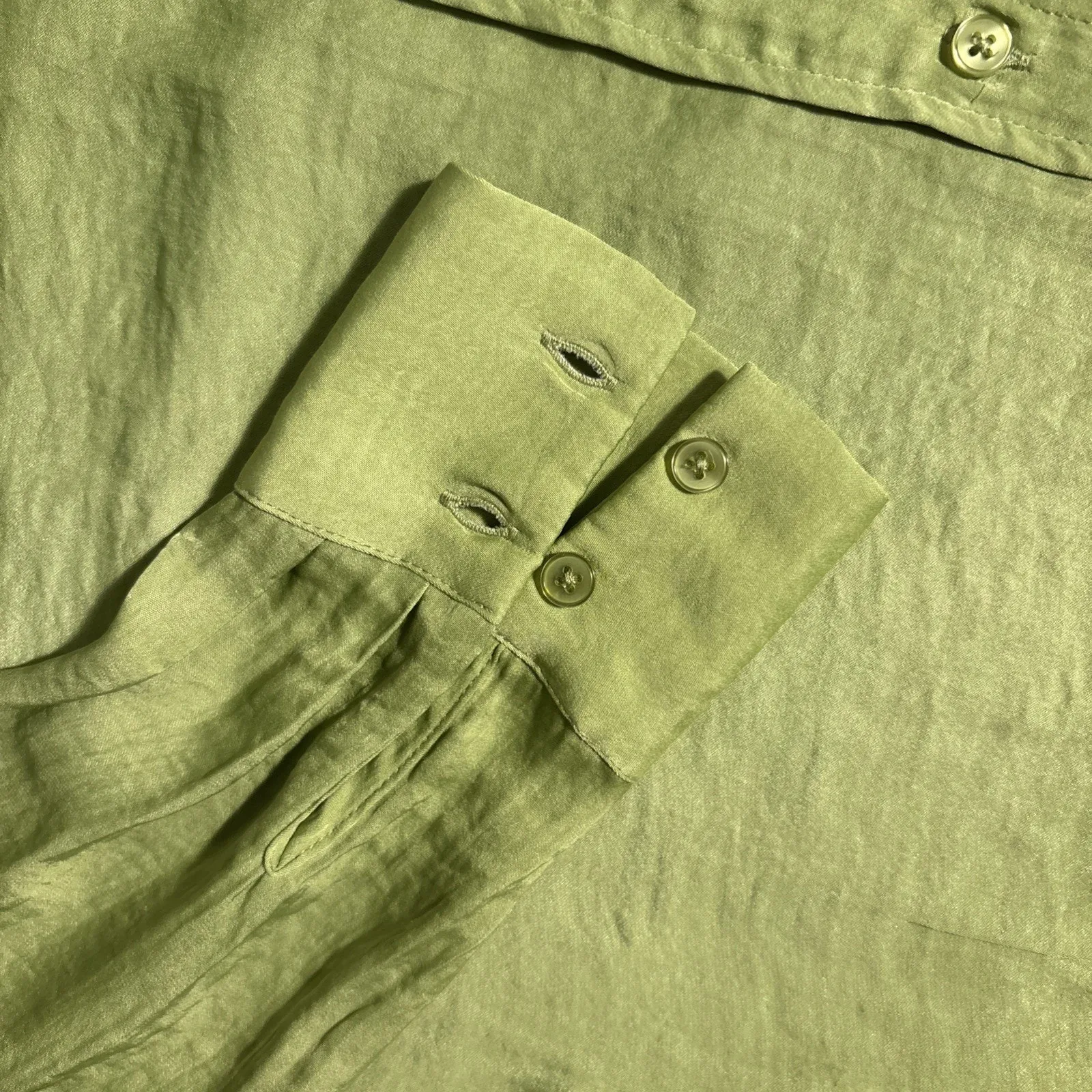 Rachel Zoe Green silky button down size Xs - Image 3