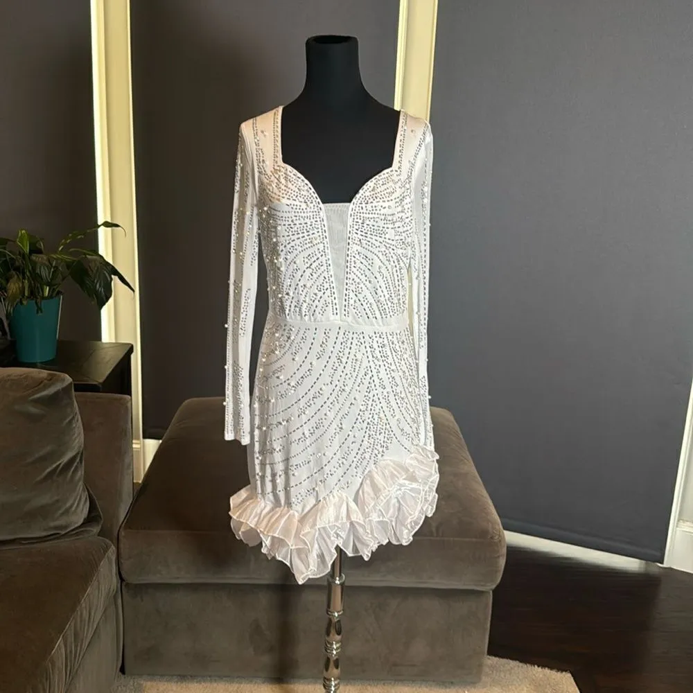 Short White Sparkly BodyCon Party Dress Long Sleeve Ruffle Hem Size L NWOT Size L - Image 2