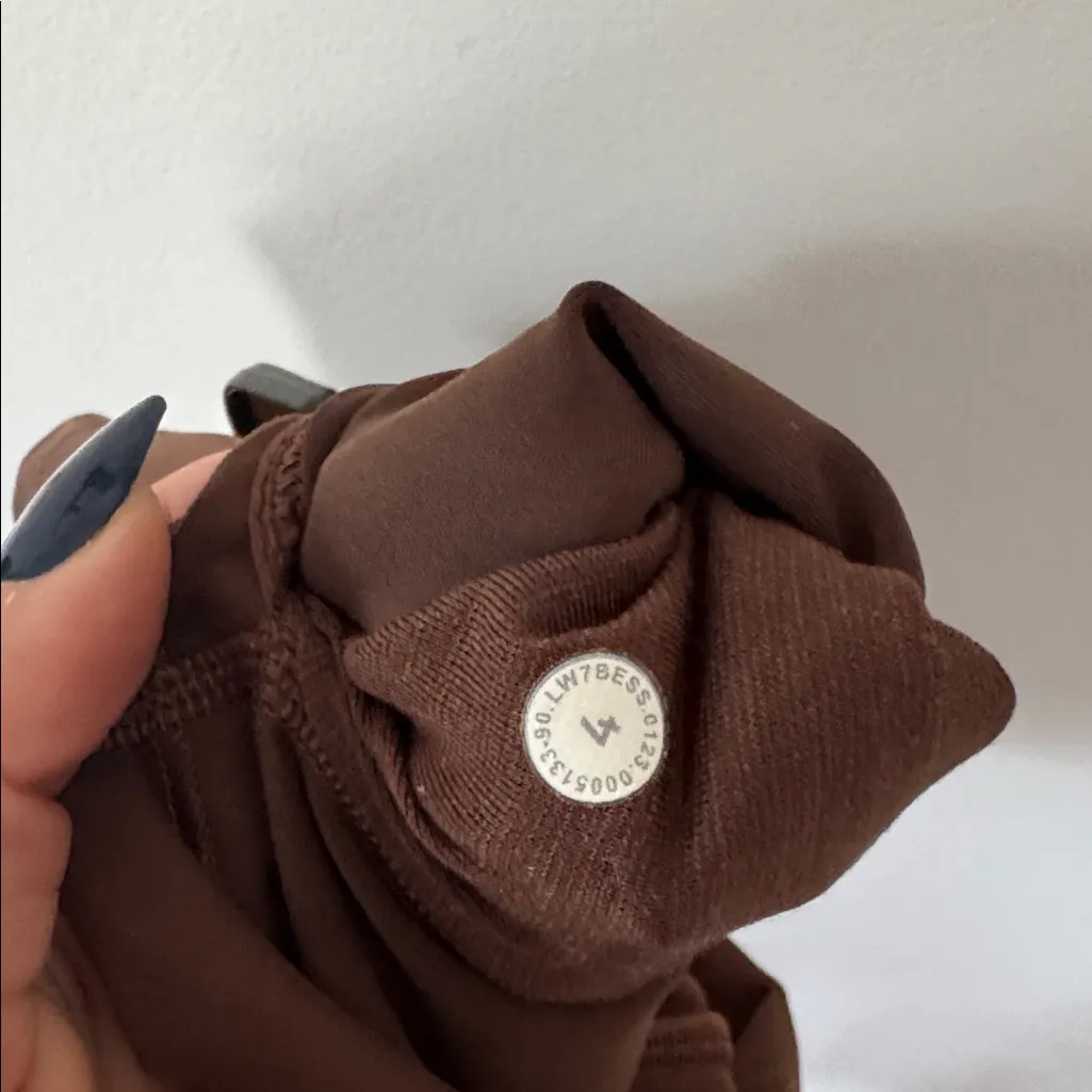 Lululemon Wunder Train Java Brown Biker Shorts Size 4 6” inseam - Image 4