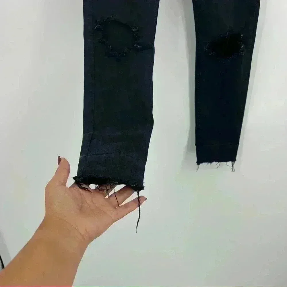 TopShop Black‎ High Rise Distressed Skinny Jeans Size W28 - Image 8