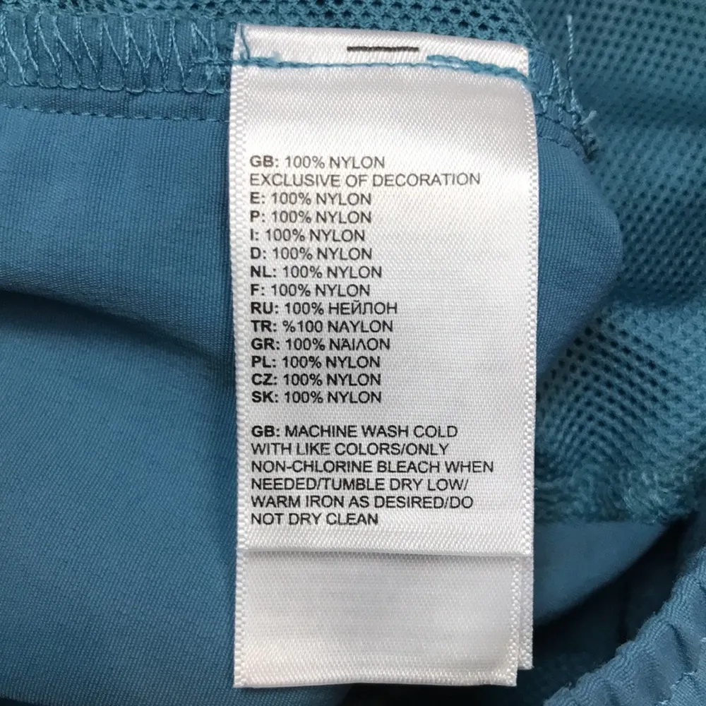 The North Face Women’s Blue Class V Hike Shorts 2.0 - Image 8