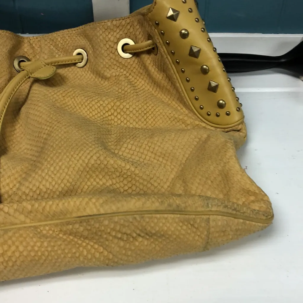 Donald J. Pliner studded leather mustard yellow shoulder bag purse 14” x‎ 14” - Image 7