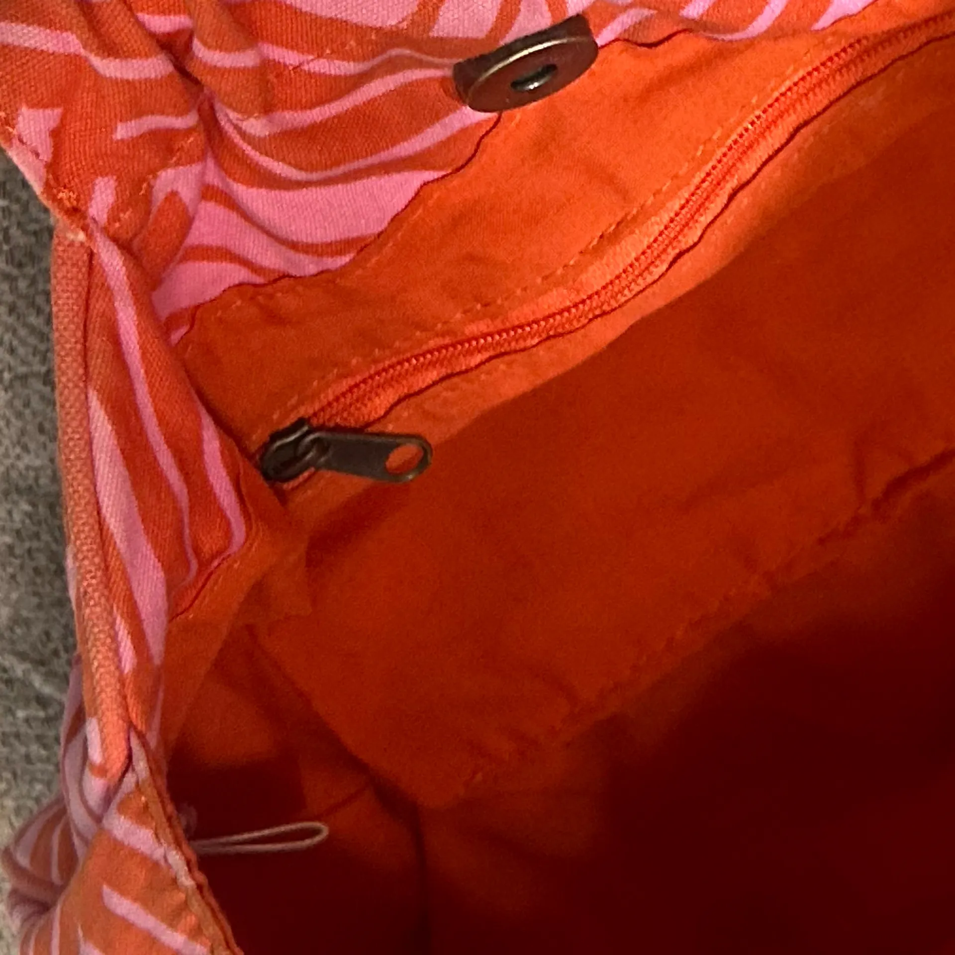 Old Navy Vintage  Chevron Patterned‎ Bag - Image 13