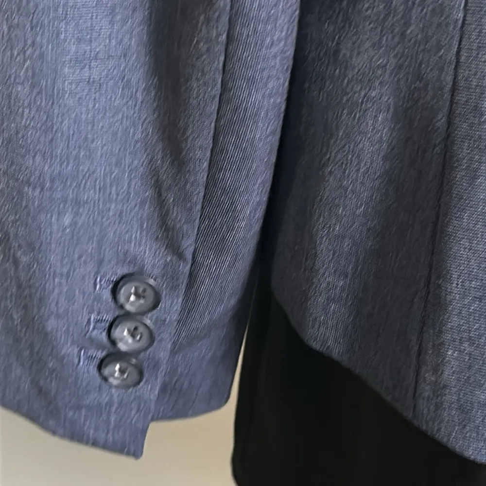 Banana Republic Women’s Slim Fit Chambray Single Button Blazer Suit Jacket - Image 5