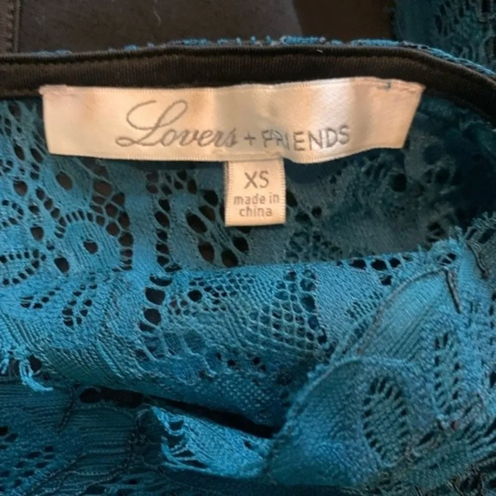 Lovers + FRIENDS Long Sleeve Cut Out Back Lace Eve Romper , SZ XS, Teal - Image 6