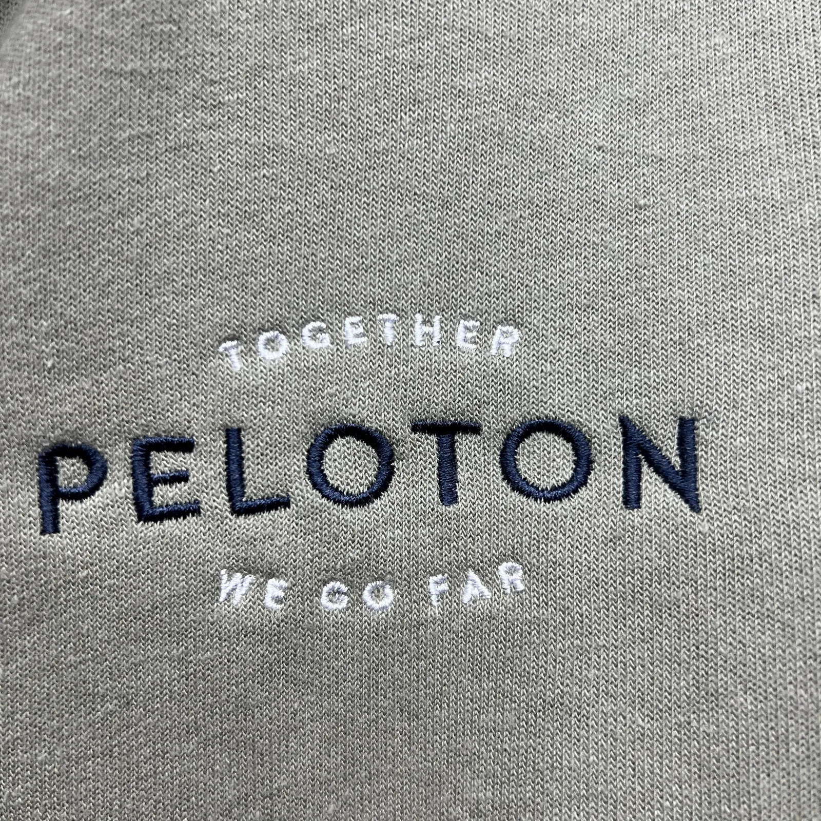 Peloton Turtle Neck Women's Long Sleeve Sweatshirt Size Medium Olive Green - Image 4